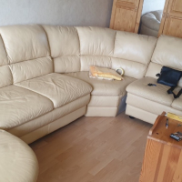Кожен диван, снимка 3 - Дивани и мека мебел - 44527331