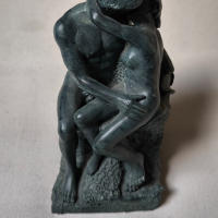 скулптура Целувката на Роден, снимка 5 - Статуетки - 44838926