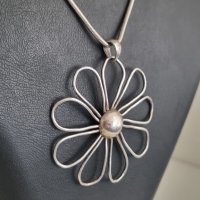 Сребърна висулка цвете , снимка 2 - Колиета, медальони, синджири - 41882575