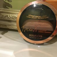 Сенки Bourjois, снимка 1 - Декоративна козметика - 38936177