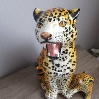 Красив голям порцеланов леопард с малкото си, снимка 3 - Антикварни и старинни предмети - 35927040