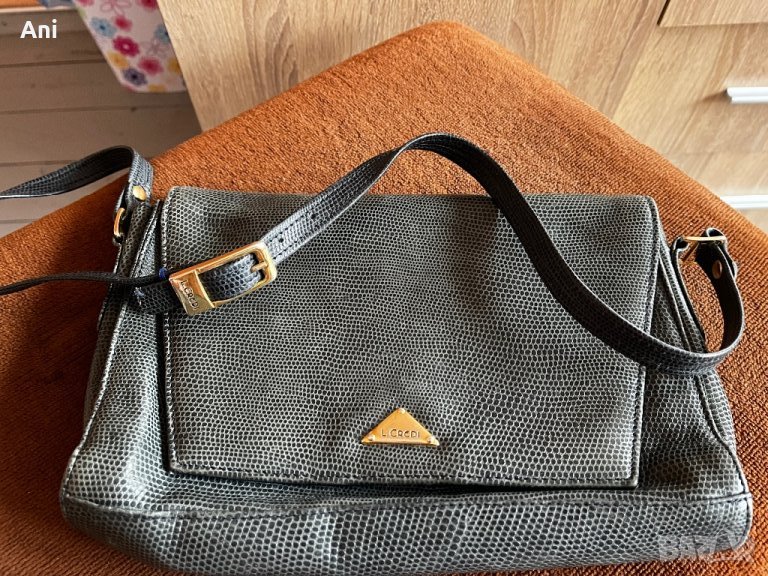 L’credi винтидж чанта, снимка 1