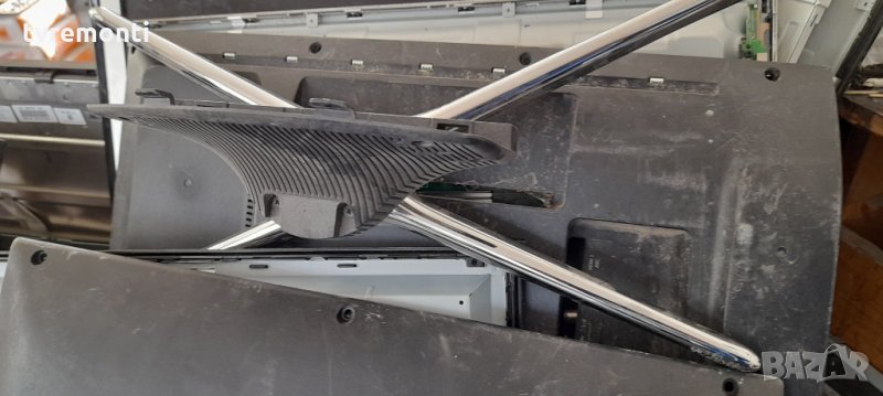 Стойкa за телевизор SAMSUNG модел UE40F6470S, снимка 1