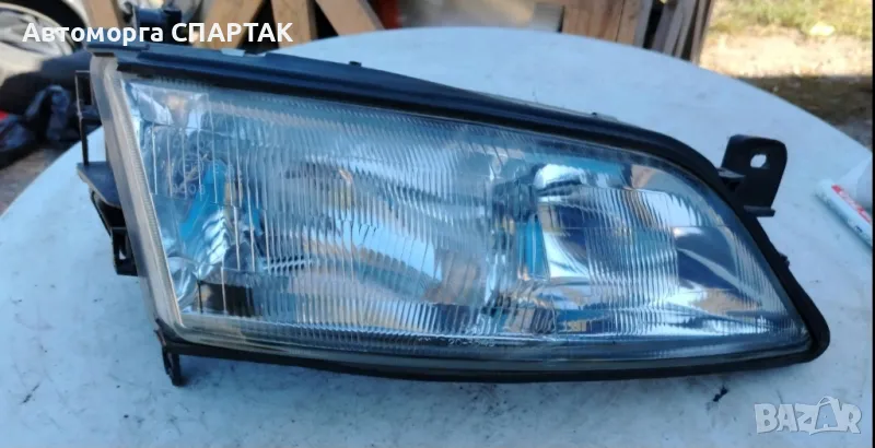 Оригинален десен фар за Опел Вектра В, снимка 1