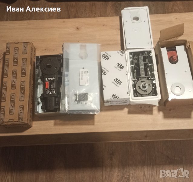 Стъклени врати, подови механизми(автомати) и обков за тях , снимка 1