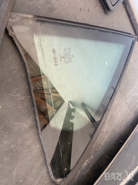 Задно ляво стъкло мерцедес е класа седан w212 2009-2015, снимка 1