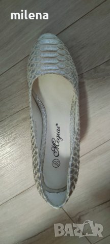 Нови обувки, номер 35