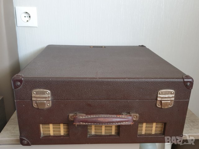 Много рядък грамофон LA VOIX DE SON MAITRE, снимка 10 - Антикварни и старинни предмети - 41101008