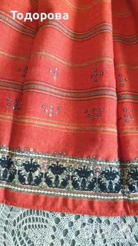 Автентична престилка от Хърцойска носия, снимка 3 - Антикварни и старинни предмети - 53400572