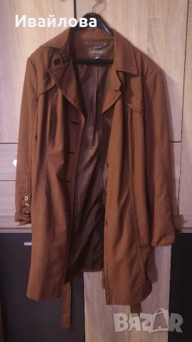 Елегантен дамски костюм