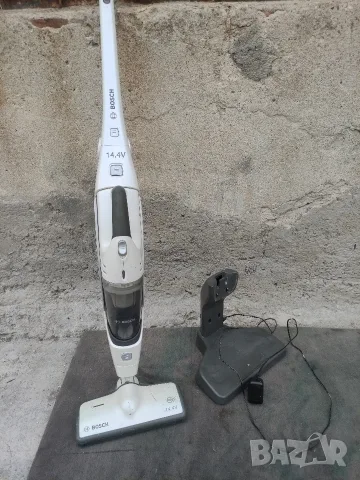 Акумулаторна вертикална прахосмукачка Bosch Move 14.4V