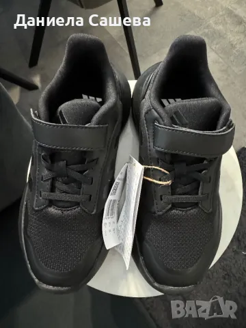 Маратонки Adidas, снимка 2 - Детски маратонки - 49999754