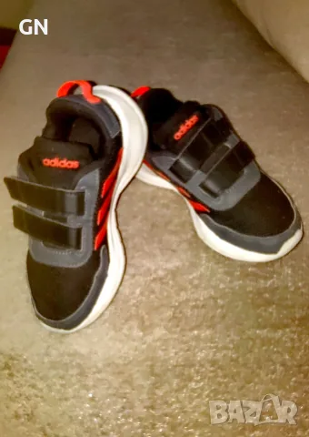 маратонки Adidas 29 размер
