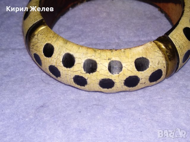 СТАРА ДЪРВЕНА РЯДКА РЪЧНА ИЗРАБОТКА РЕТРО ГРИВНА с БРОНЗОВИ ЕЛЕМЕНТИ 70011, снимка 9 - Антикварни и старинни предмети - 41202153