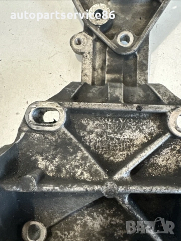 Държач за скоба за Volvo XC60 2.0D (2011) 31316673, снимка 2 - Части - 53742457