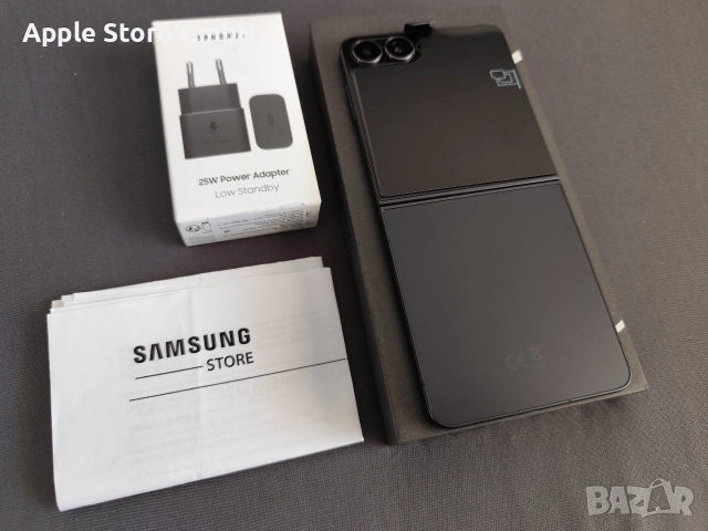 Samsung Z Flip 7 JetBlack 12GB RAM / 256 ROM, снимка 2 - Samsung - 52636224