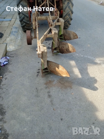 Продавам плуг, снимка 2 - Селскостопанска техника - 52178420