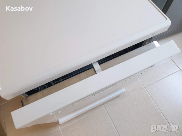 Съдомиялна Miele - Auto Open - 14 Комплекта - Свободностояща, снимка 9 - Съдомиялни - 53449250