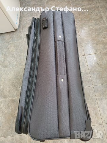 Голям куфар Grand Ghepard 28 инча, снимка 2 - Куфари - 41669079