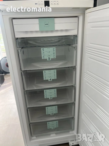 фризер Liebherr Premium No Frost GNP 2456 No frost, снимка 5 - Фризери - 53179177