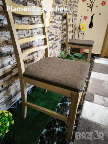 Трапезни столове 2бр.