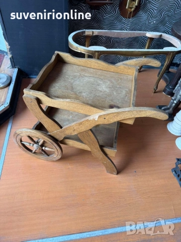 Стара дървена бар маса количка за сервиране , снимка 2 - Маси - 51878242