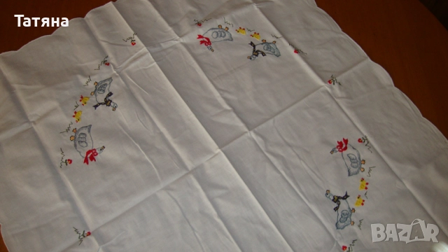 ПОКРИВКИ  за маса  --БРОДЕРИИ И АПЛИКАЦИИ, снимка 14 - Декорация за дома - 51709723