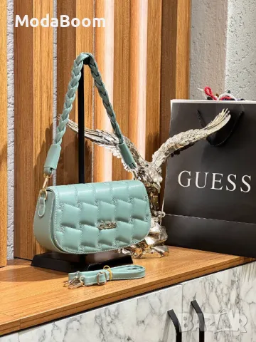 Guess | дамски чанти | различни цветове , снимка 5 - Чанти - 48122019