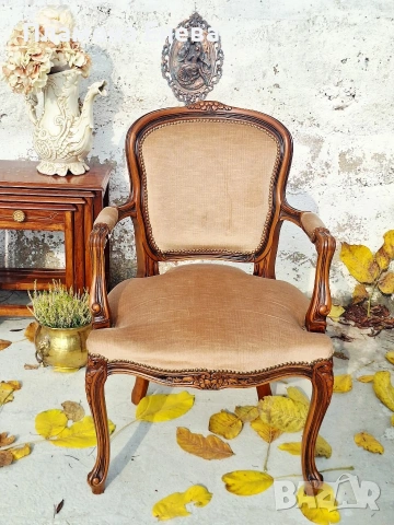 масивно френско кресло с подлакътници 
