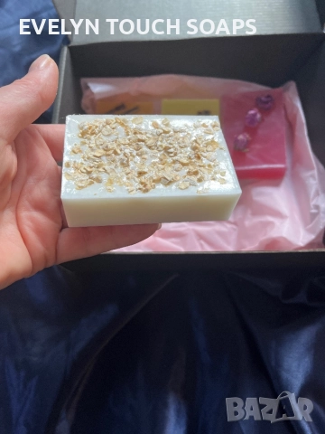 „Натурална хармония – луксозен сет ръчно изработени сапуни“, снимка 6 - Козметика за тяло - 51751450