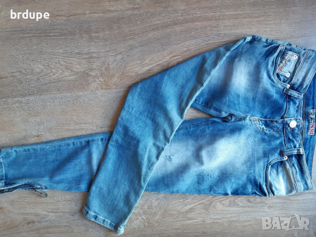 Оригинални нови дънки Dsquared2. Дънки Дискуаред, снимка 2 - Дънки - 26908427