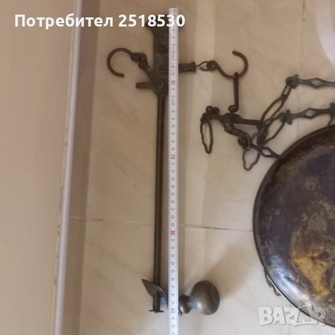 Стар бронзов кантар, снимка 4 - Антикварни и старинни предмети - 51482299