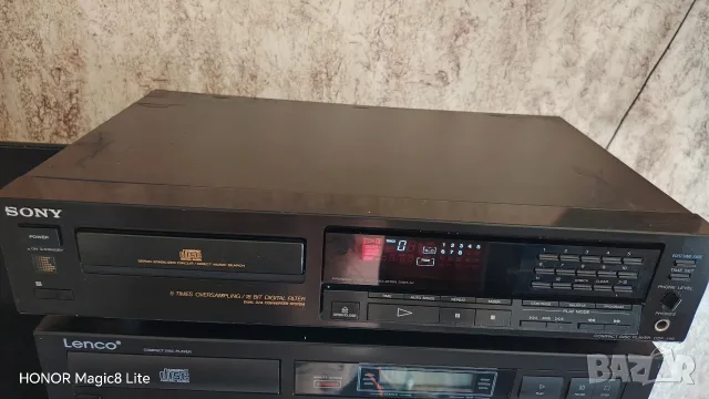Компакт диск плеър Sony CDR-590 с два реални 16 битови R-2R Burr-Brown PCM56P DAC-а ., снимка 4 - Аудиосистеми - 55863687