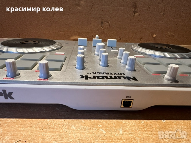  DJ контролер "Numark Mixtrack II", снимка 8 - Ресийвъри, усилватели, смесителни пултове - 52673613