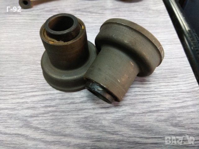 251407077=3652201,**NEU**LEMFÖRDER**T 3 **Тампон, носач (горен)**05.1979-07.1992, снимка 3 - Части - 34790615