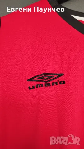 Нова Umbro спортна мъжка блуза размер XL червена, снимка 2 - Спортни дрехи, екипи - 50385839