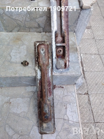 стойки за седалки втори ред wv.или спринтер, снимка 2 - Аксесоари и консумативи - 53756679