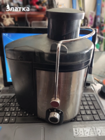 Кухненски робот комбайн Делонги 3в1: кана - блендер за смути, сокоизтисквачка и кафемелачка DeLonghi, снимка 4 - Кухненски роботи - 46742417