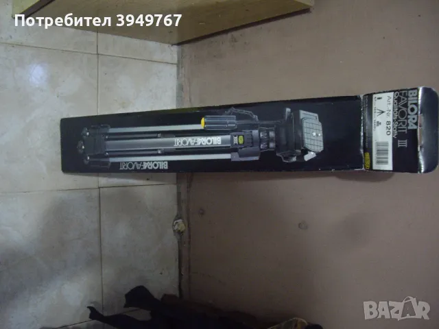 Статив за фотоапарат ,чисто нов.