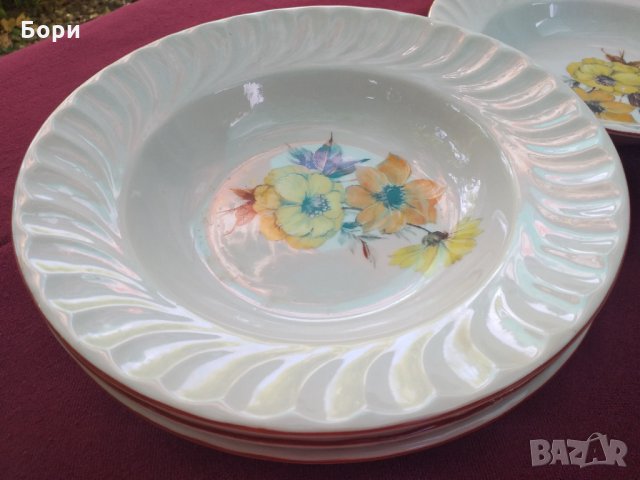 Български порцелан чинии 6 броя, снимка 2 - Чинии - 33817373