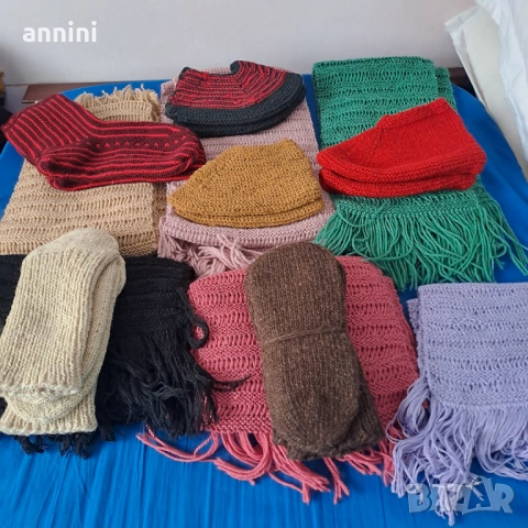 продавам плетени вълнени чорапи  два цвята, снимка 15 - Други - 33976635