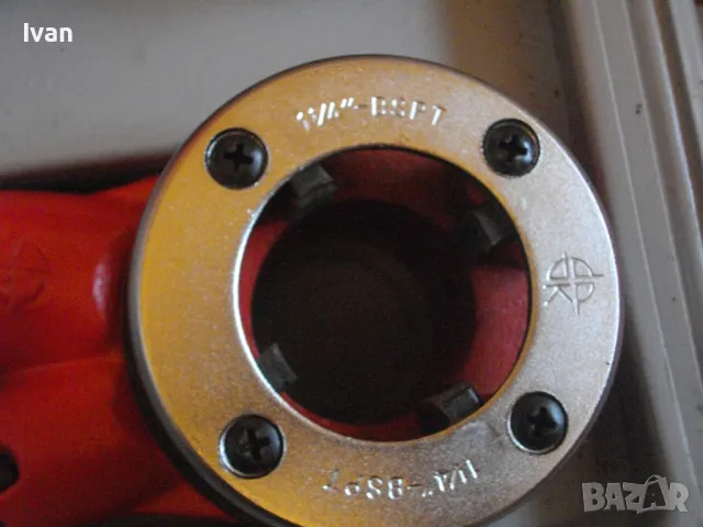 ПЪЛЕН ГОЛЯМ КОМПЛЕКТ НОВА ВИНТОНАРЕЗКА ПАФТА ВИНТОРЕЗ ЗА РЕЗБИ НА СТОМАНЕНИ ТРЪБИ С ТРЪБОРЕЗ КЛЮЧОВЕ, снимка 12 - Други инструменти - 48174116