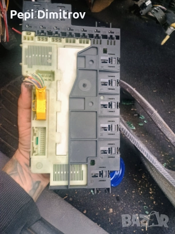 Контролен Модул (Бушонно Табло BSI / BSM ) за Renault Clio - 7700415565, снимка 2 - Части - 51862883