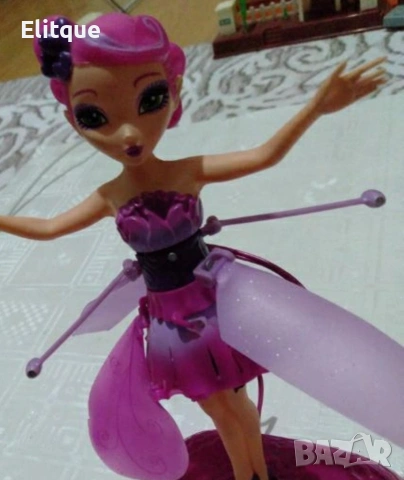 Магическа летяща приказна фея "Ella" Princess Aircraft с LED светлини, снимка 2 - Кукли - 53444404