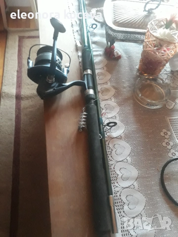 Продавам въдица