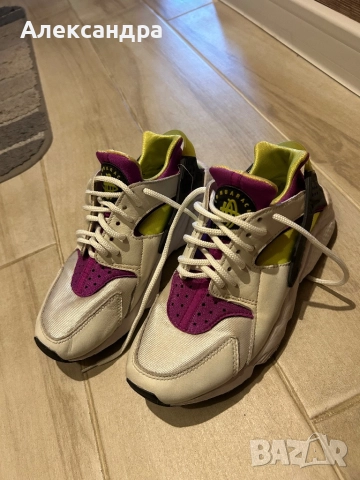 Обувки на Nike , снимка 1