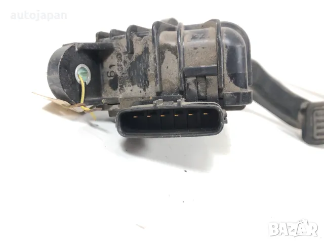 Педал газ потенциометър Mazda 6 2.0D 143кс 2006г 1988003400, снимка 2 - Части - 49847552