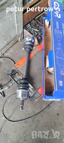 Бушонера за мерцедес 124 /190