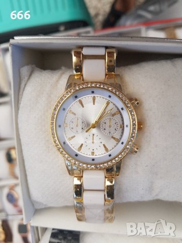 Часовник, снимка 3 - Дамски - 42140718