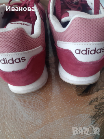 Дамски маратонки Adidas , снимка 4 - Маратонки - 44761371
